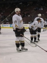 Dustin Penner with Ducks back in 2006. Image Courtesy of Wikipedia Commons.