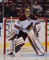 Phoenix Coyotes goalie Mike Smith. Image Courtesy of Wikipedia Commons.