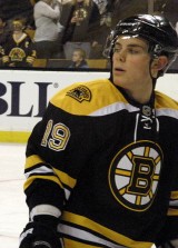 Tyler Seguin as a member of the Boston Bruins. Image courtesy of Wikimedia Commons.